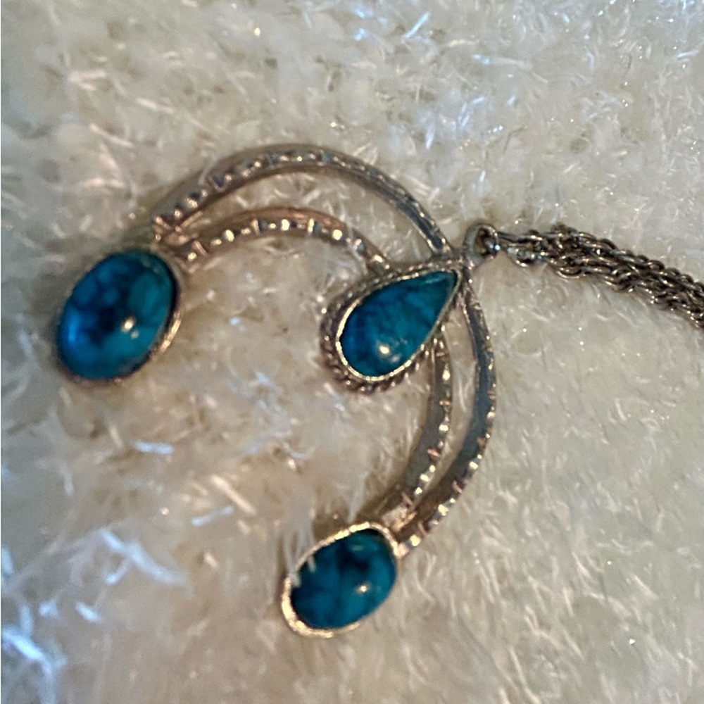 Vintage Turquoise horseshoe necklace